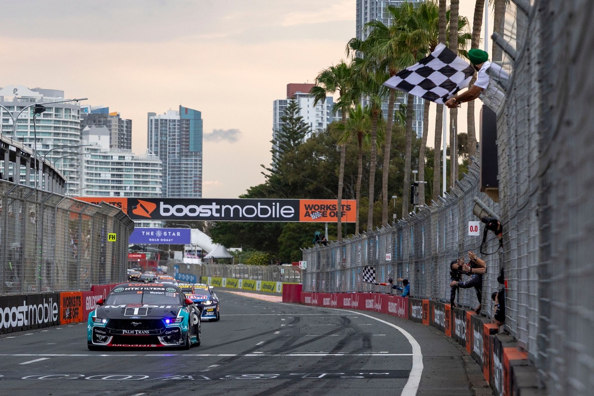 chaz-mostert-walkinshaw-andret-2.jpg