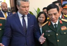 Hegseth reaffirms Vietnam partnership and hands over a leather box, belt and knife—wartime artifacts taken by U.S. soldiers