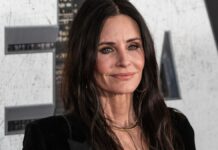 This is How Courteney Cox Became the First Person to Say “Period” on TV