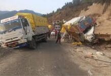16 Naren 4-Lorry Driver Died In Firing On NH-44 In Nizamabad