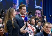 Russian Journalist Proposes To Girlfriend During Putin’s TV Marathon