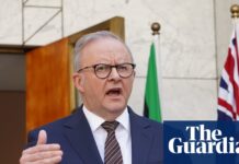 Albanese orders review of federal intelligence and policing processes in lead-up to Bondi beach attack