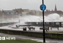Section of M74 closed after lorries blown over during Storm Bram