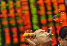 What bubble? Asset managers in risk-on mode stick with stocks