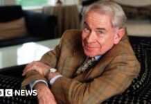 Comedian Stanley Baxter dies aged 99