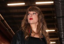 Taylor Swift Pregnant, Hiding Baby Bump: The Rumor & The Truth