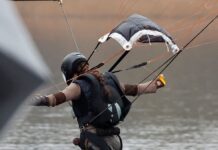 Sophie Turner battles UK rain in first pictures of soggy Lara Croft set