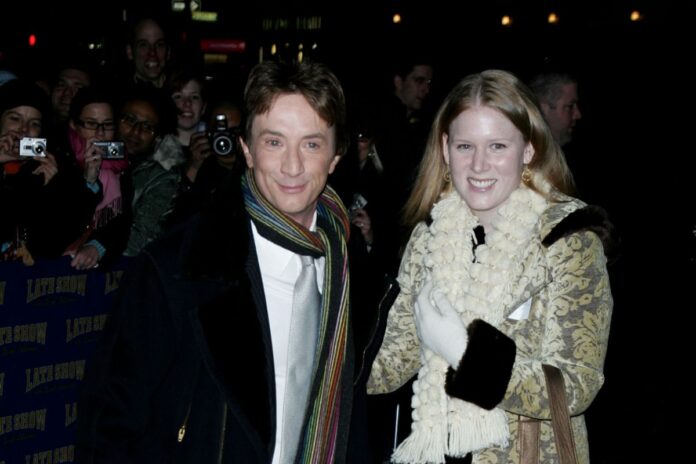 0_Marcia-Cross-and-Martin-Short-Visit-the-Late-Show-With-David-Letterman-March-21-2006.jpg