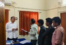 Adivasis Demand Gas Supply Centre, Polling Booth At Z. Jogampeta