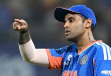 India Humble Zimbabwe, Stay in Race for Semis