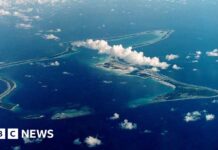 Do not give away Diego Garcia, Trump tells UK