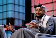 Why these startup CEOs don’t think AI will replace human roles