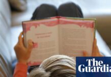 Only 10% of teenage boys read daily for pleasure, research reveals