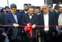 Industry minister inaugurates major development projects in Yazd province