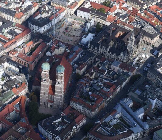 Which roles are companies in Munich hiring for at the start of 2026?