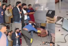 WATCH: Frustrated Pakistan fans vandalise TV screen after humiliating loss against India in T20 World Cup 2026