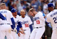 Dodgers sign Max Muncy to $10 million extension