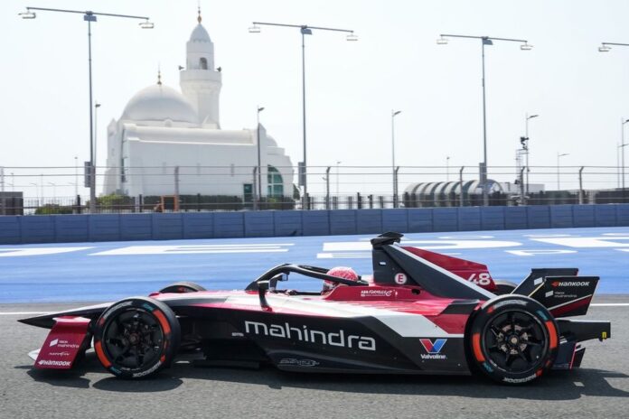 edoardo-mortara-mahindra-racin.jpg