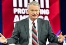 Trump-backed governor announces bid for third consecutive term