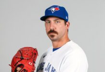 The WBC truth behind ex-MLB pitcher-turned-farmer Phillippe Aumont’s ‘unretirement’
