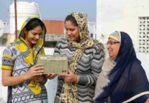 Before Podcasts, Remembering How Radios Shaped Our Mornings Two Decades Ago