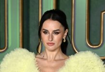 Amber Davies takes drastic action after being forced out of ill-fated Legally Blonde show