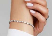 ‘Absolutely stunning’ tennis bracelet rivals £44.5k Tiffany one for just £65