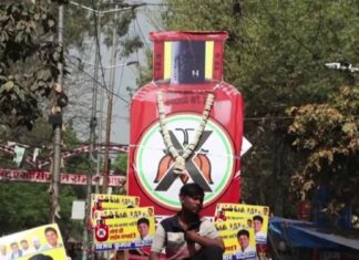 India, proteste per la carenza di gas da cucina a causa della guerra Usa-Iran