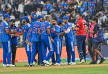 India Beat England to Set Up Title Clash With Kiwis