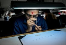 Diamond Slump Leaves India’s Surat Bourse Empty