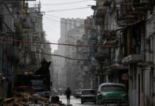 European groups join aid convoy to Cuba amid crippling oil blockade