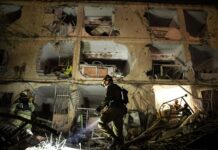 Iran war live: Trump threatens attacks on power plants over Hormuz Strait