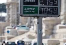 Bonus benzina e aiuti alle imprese, ma il voto rinvia le misure anticrisi