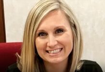 Ex-Mayor Told Her Son to Fight Teen She Just Had Sex With, Victim Testifies