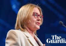 Victorian government faces backlash from small businesses over right to work-from-home laws