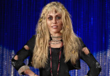 Audience Aghast As Haggard Hannah Montana Confronts Miley Cyrus Onstage