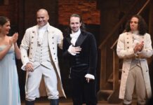 ‘Hamilton’ star botches national anthem before Mets Opening Day