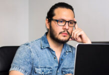 IT Guy Warns Employees Not To Trust Emails He Sends After A Few Drinks