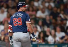 Cal Raleigh snubbing another Mariners teammate during World Baseball Classic comes with twist