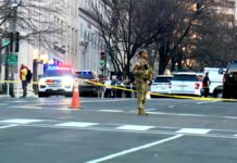 Secret Service agents question driver of suspicious vehicle near White House