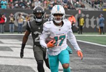 Broncos land Dolphins star receiver Jaylen Waddle in blockbuster NFL trade