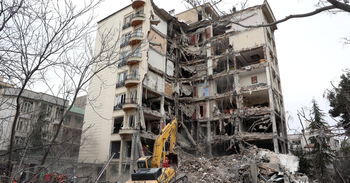 Trump postpones strikes on Iran’s power plants, but Iran denies talks