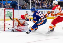 Islanders’ quick start the difference in win over Flames