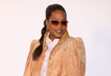 Oprah’s Bubble Ponytail Has Me Looking for All My Lost Hair Elastics—See the Photos