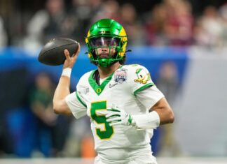 Star QB Dante Moore lobbies Oregon governor to support mental health services, reveals own struggles