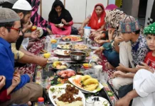 “I Want to See Everyone Eat”: The Story of Ordinary Indians Who Refuse to Turn Away From Hunger