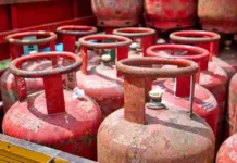 How One LPG Cylinder in Your Kitchen Is Linked to the Strait of Hormuz