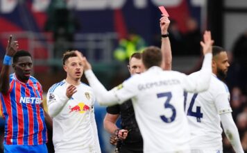 Calvert-Lewin misses penalty as refereeing drama sees 10-man Leeds draw at Palace