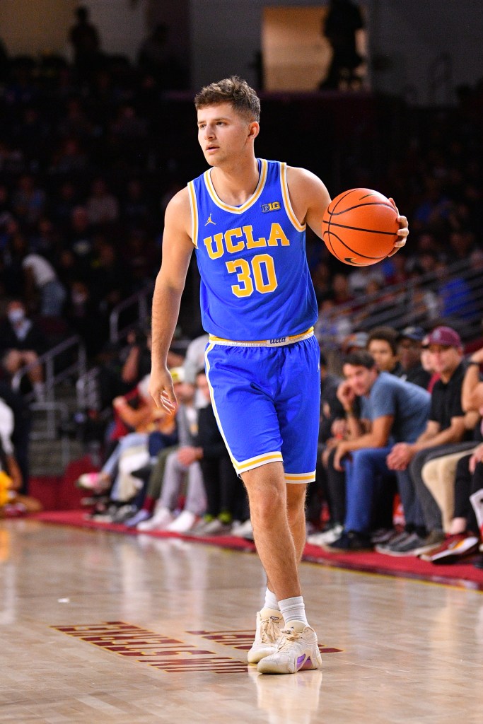 ucla-bruins-guard-jack-seidler-124132841_b33bf3.jpg