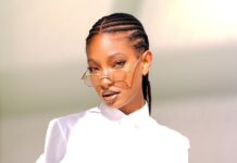Willow Smith’s Metallic Gold Lip Took Me to the Year 3000